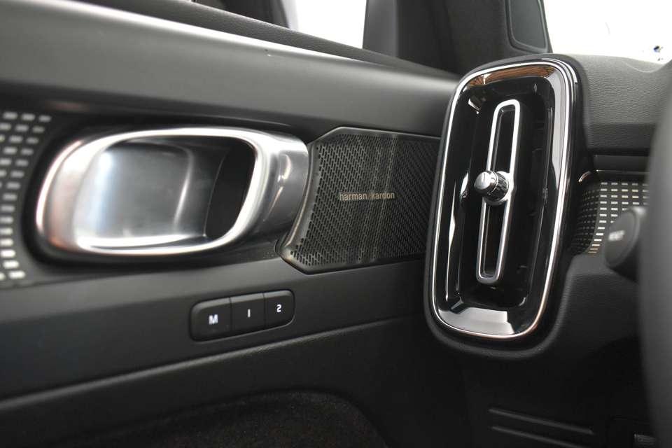 Volvo XC40 - Imagem 8