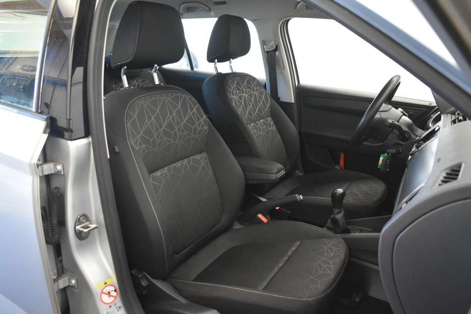 Skoda Fabia - Imagem 8
