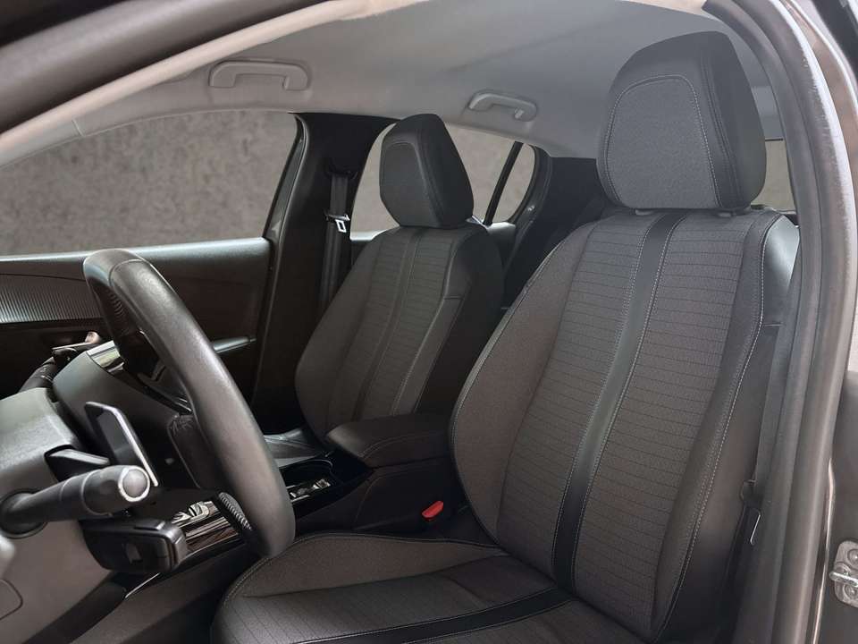 Peugeot 208 - Imagem 11