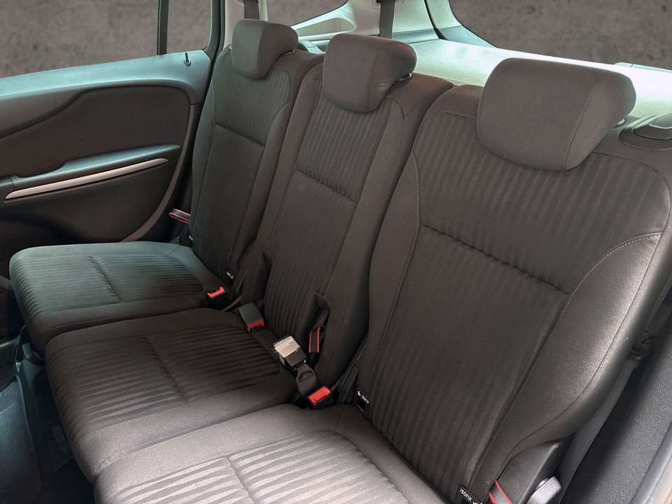 Opel Zafira Tourer - Imagem 11