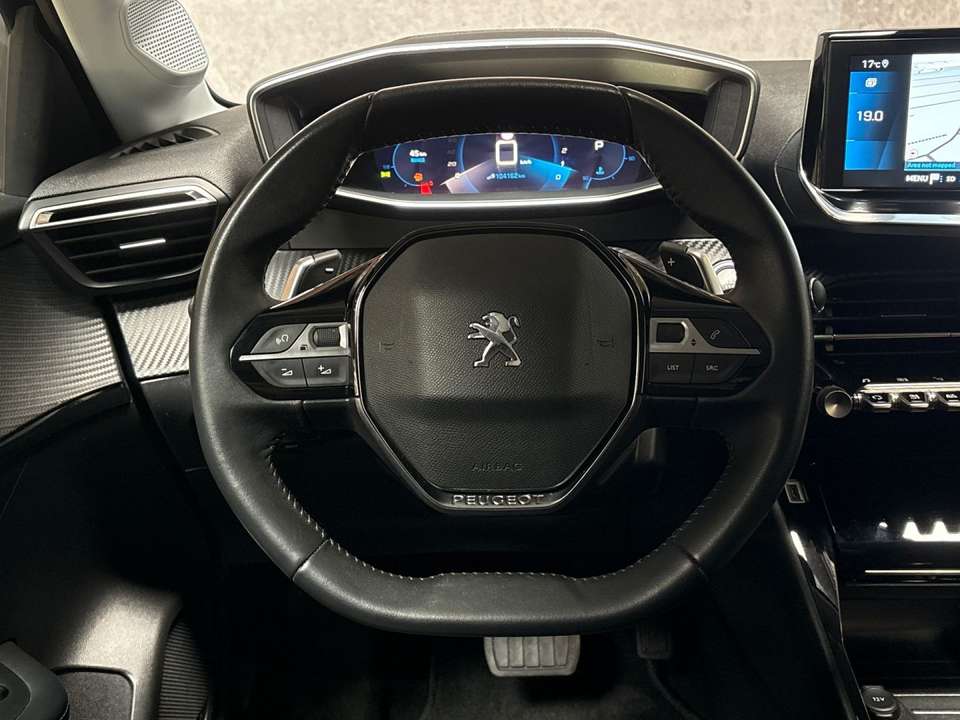 Peugeot 208 - Imagem 14