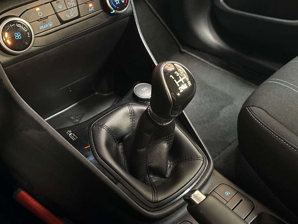 Ford Fiesta - Imagem 10