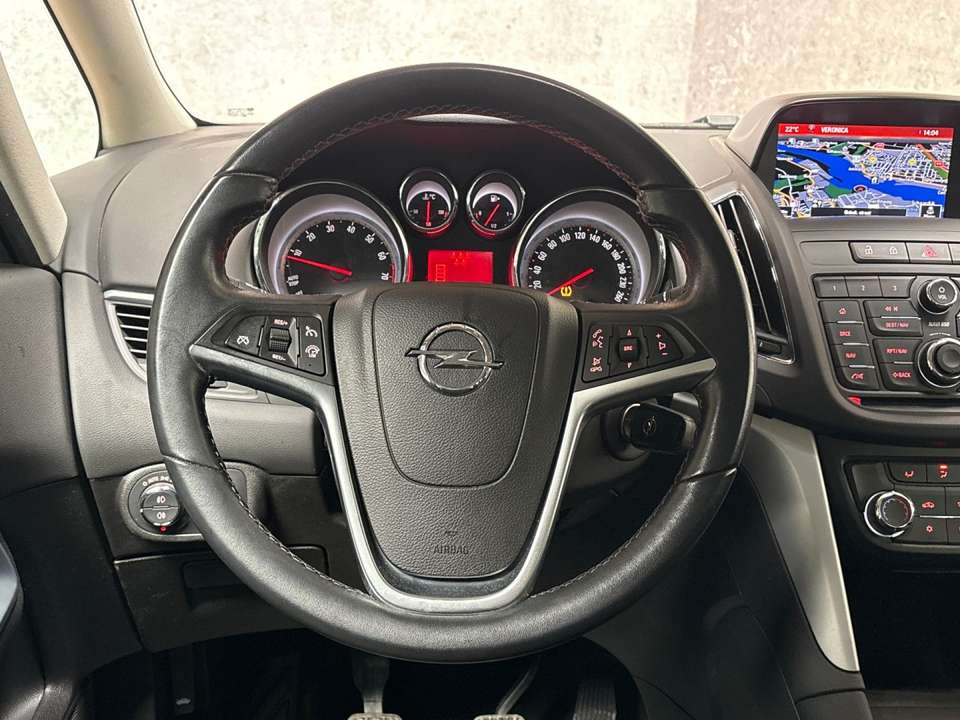 Opel Zafira Tourer - Imagem 12