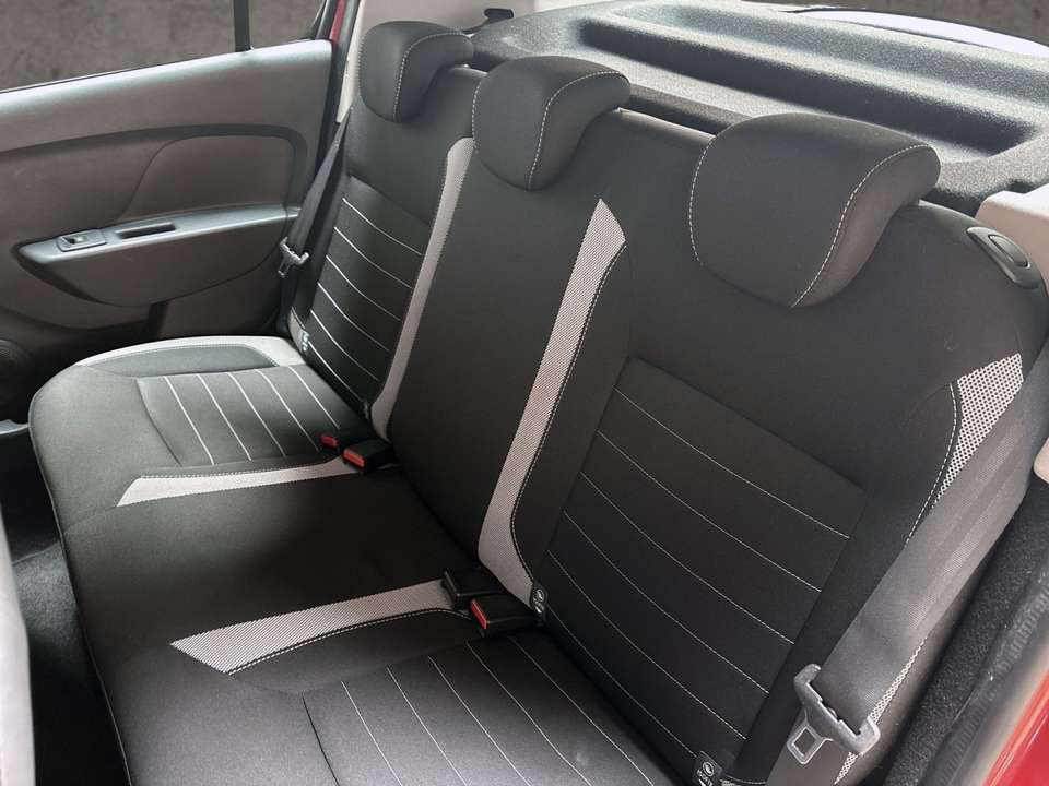 Dacia Sandero - Imagem 12