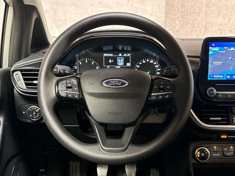 Ford Fiesta - Imagem 13