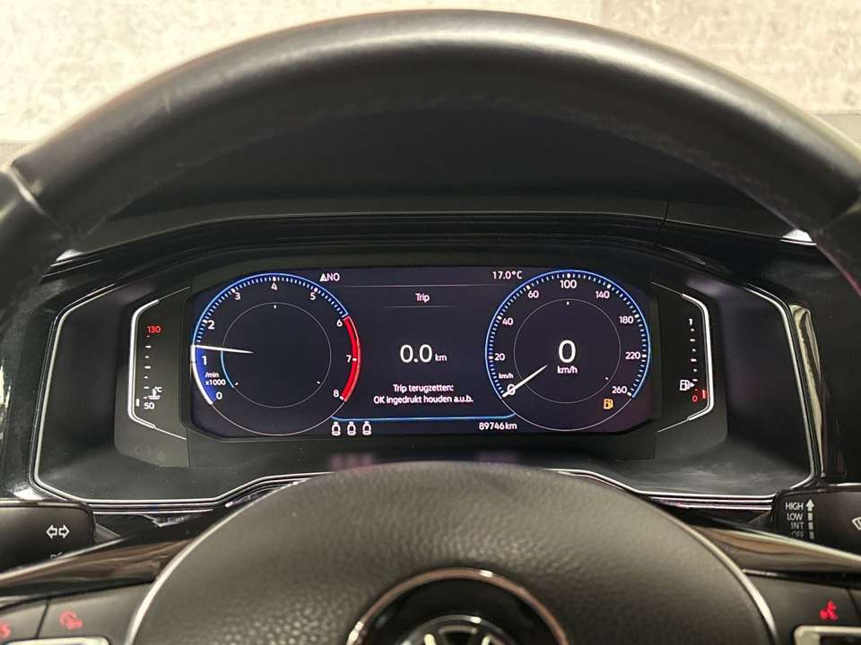 Volkswagen Polo - Imagem 14