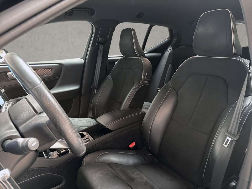 Volvo XC40 - Imagem 12