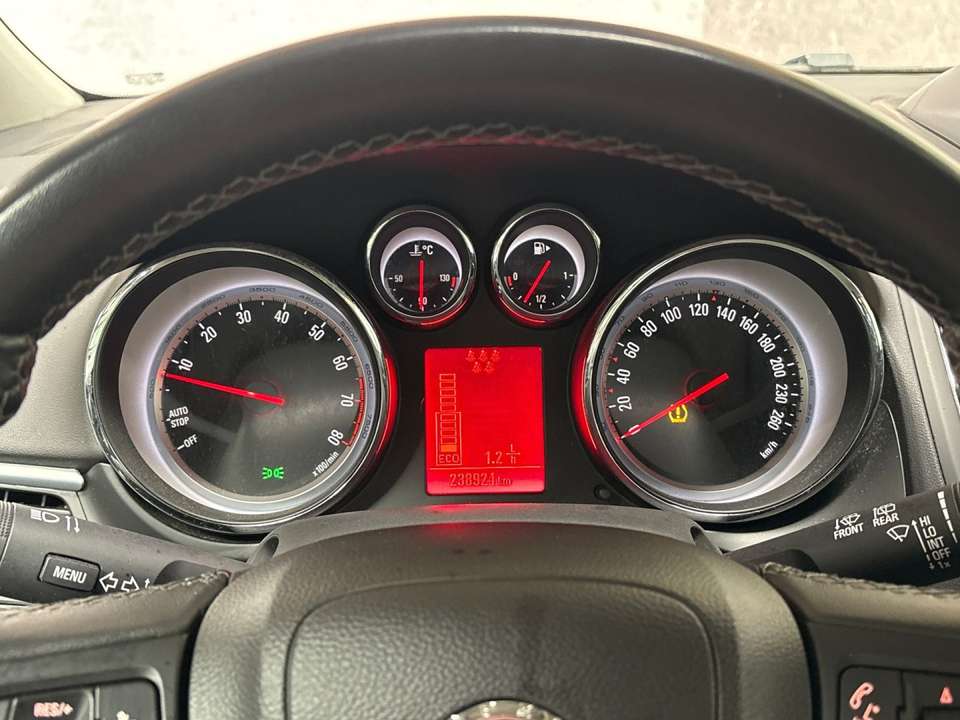 Opel Zafira Tourer - Imagem 15