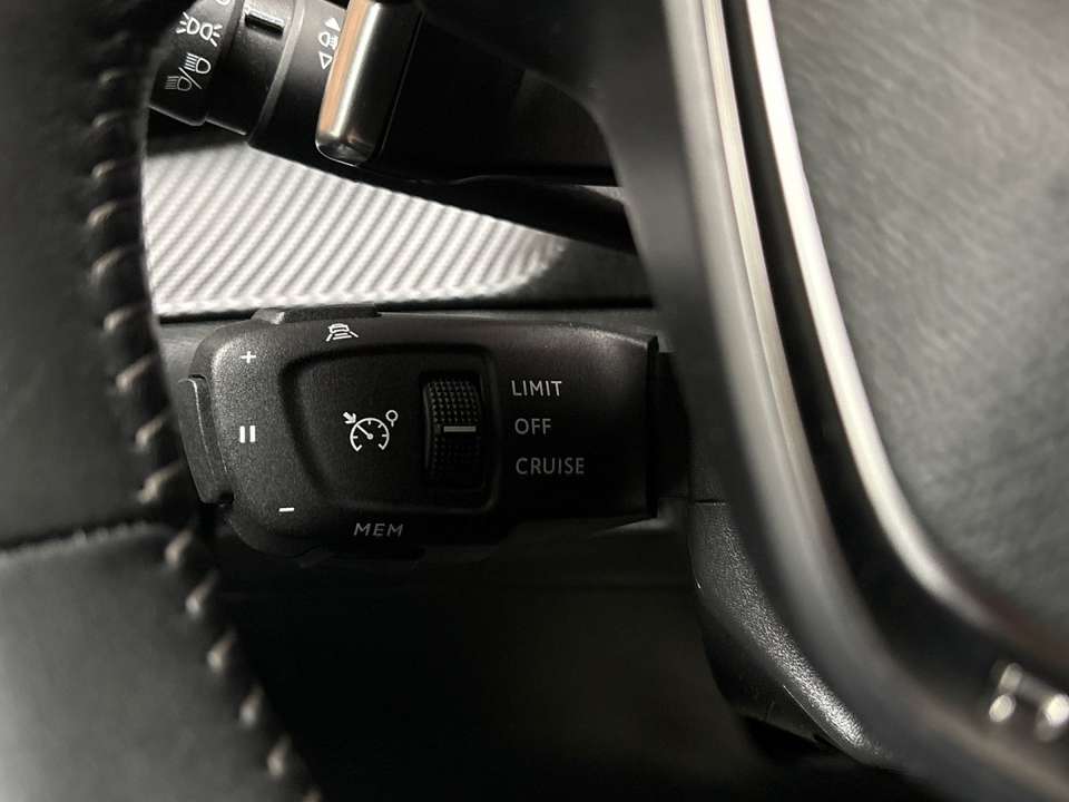 Peugeot 208 - Imagem 18