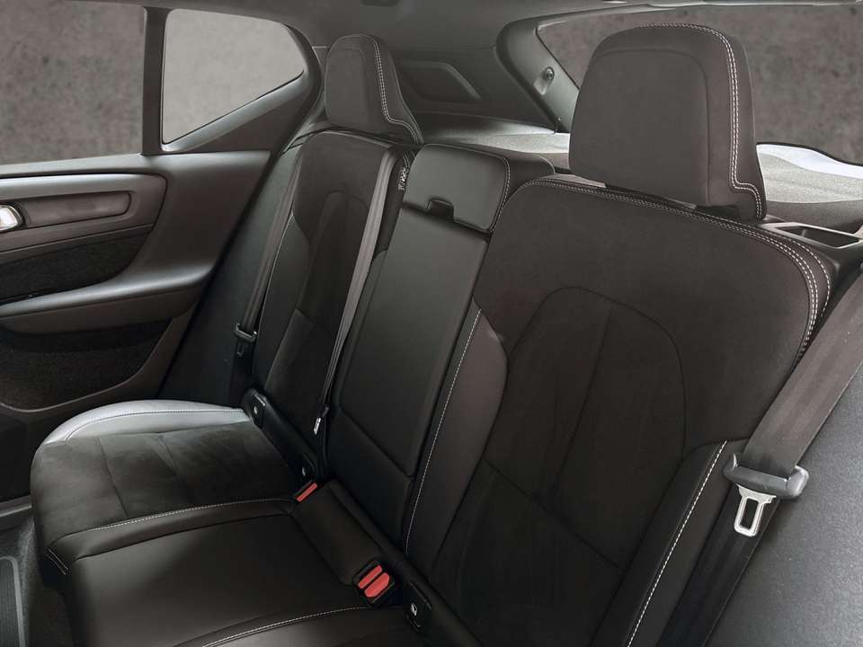 Volvo XC40 - Imagem 13