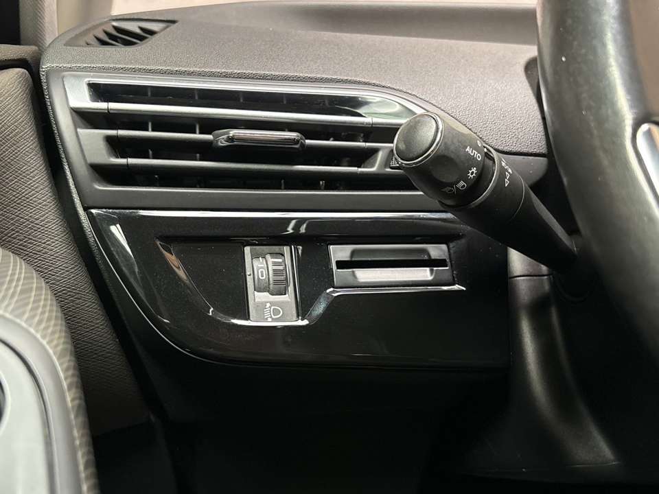 Citroen C4 Picasso - Imagem 18
