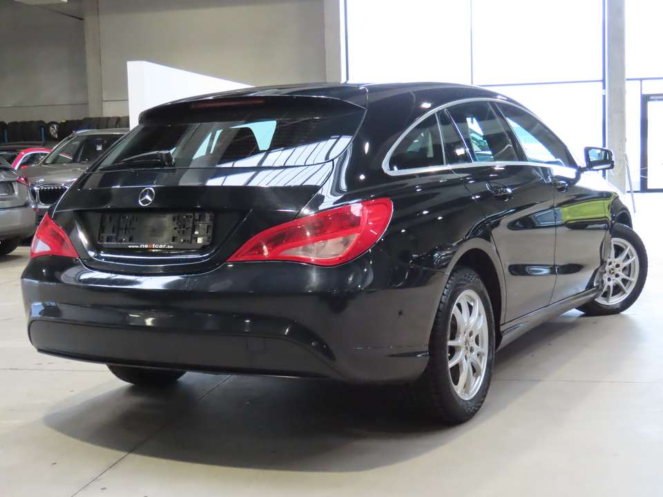 Mercedes-Benz CLA 180 - Imagem 3