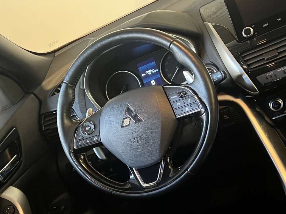 Mitsubishi Eclipse Cross - Imagem 14
