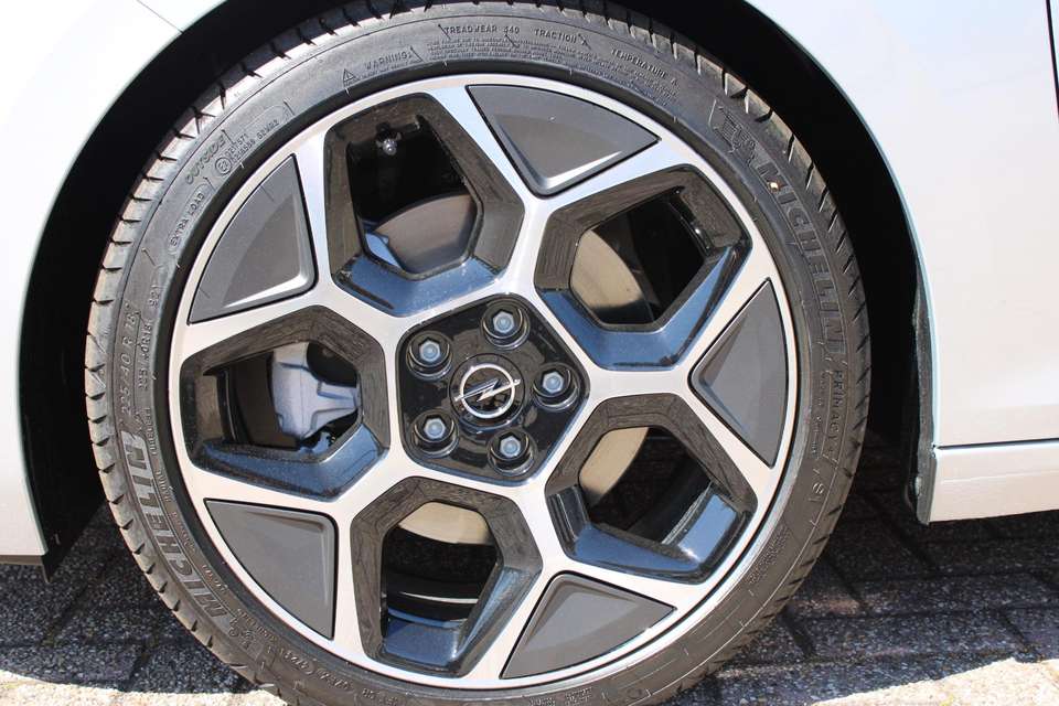 Opel Astra - Imagem 7