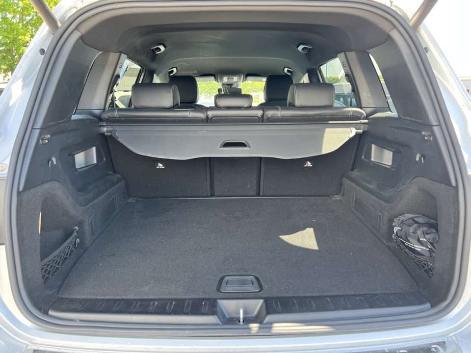 Mercedes-Benz GLB 180 - Imagem 14