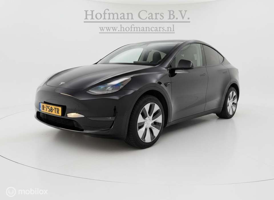 Tesla Model Y - Imagem 1