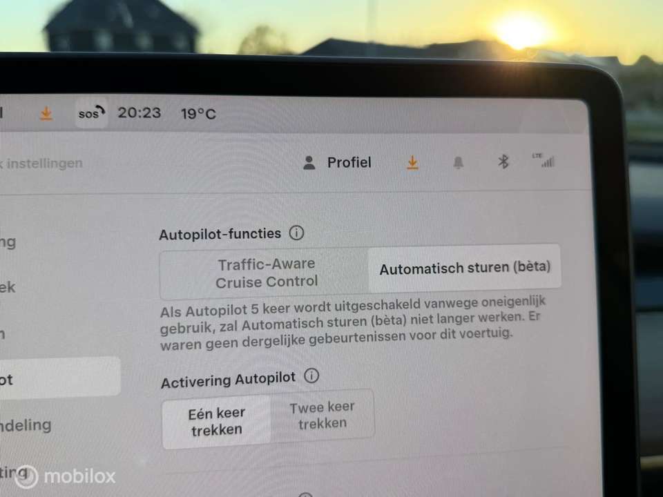 Tesla Model Y - Imagem 18