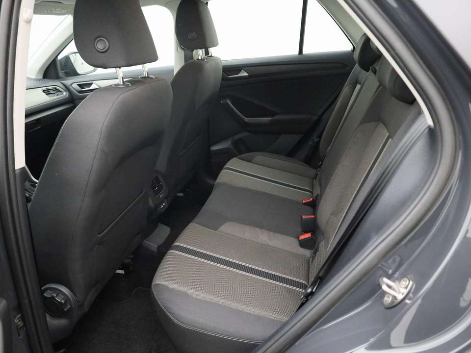 Volkswagen T-Roc - Imagem 13