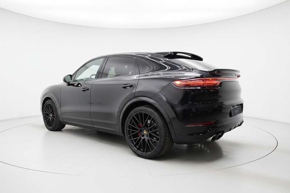 Porsche Cayenne - Imagem 8