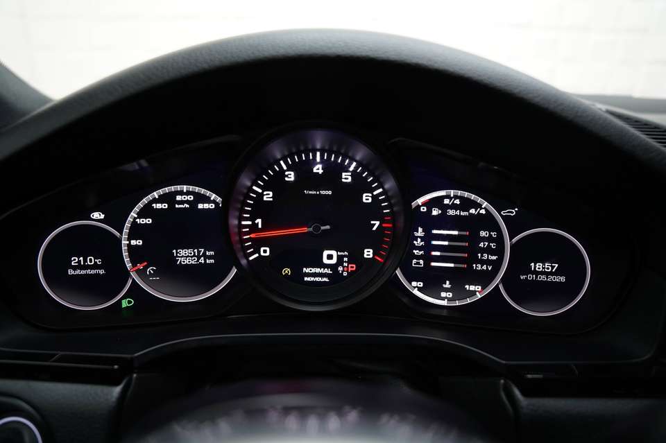 Porsche Cayenne - Imagem 14