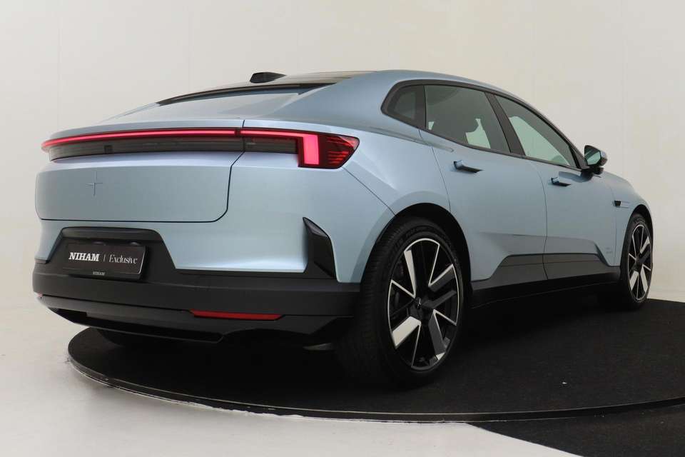 Polestar 4 - Imagem 3