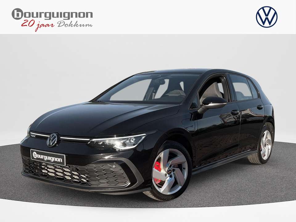 Volkswagen Golf GTE - Imagem 1