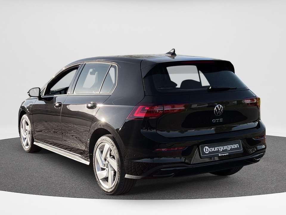 Volkswagen Golf GTE - Imagem 2