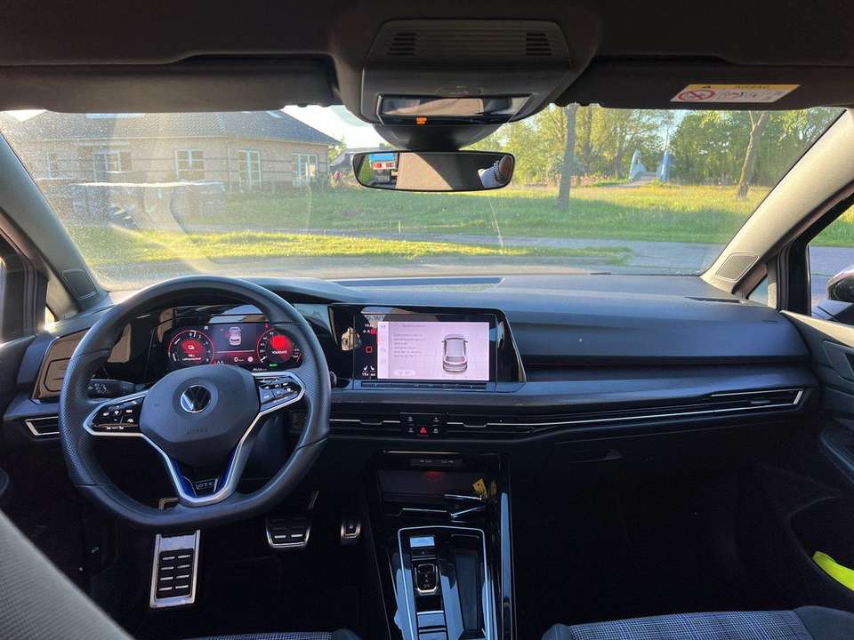 Volkswagen Golf GTE - Imagem 5