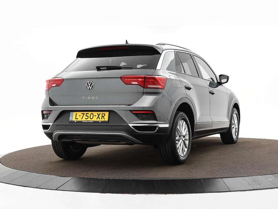 Volkswagen T-Roc - Imagem 2