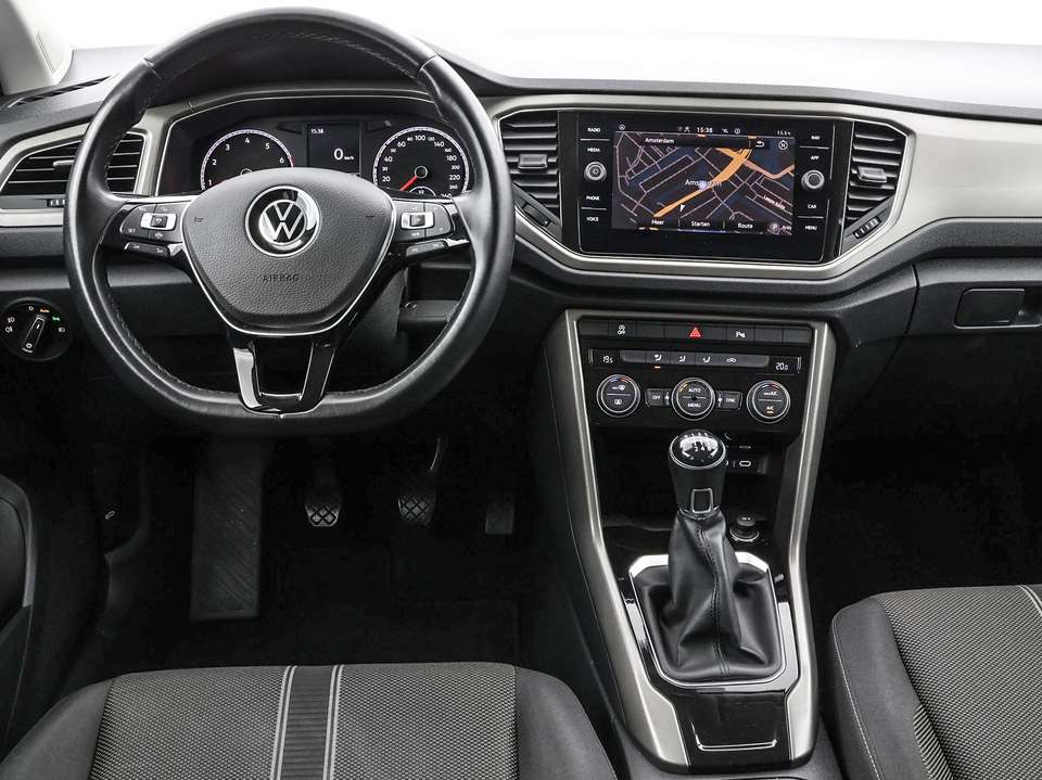 Volkswagen T-Roc - Imagem 3