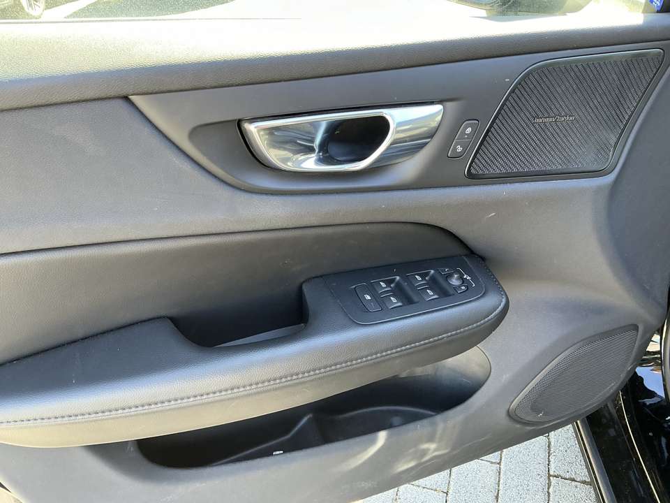 Volvo V60 - Imagem 4