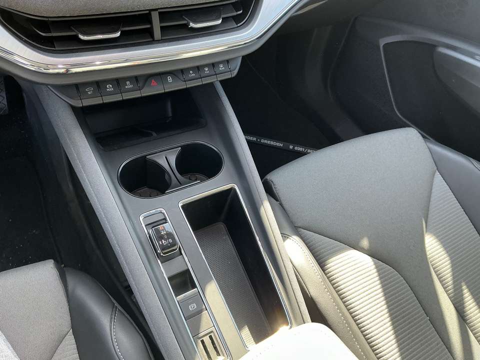 Skoda Enyaq - Imagem 14