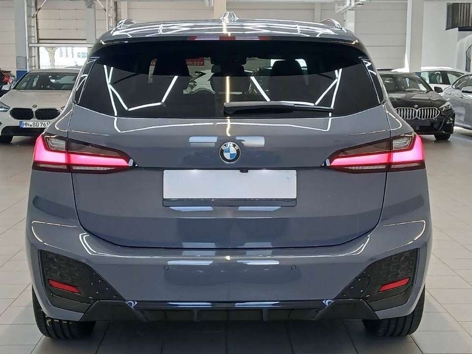 BMW 218 - Imagem 4
