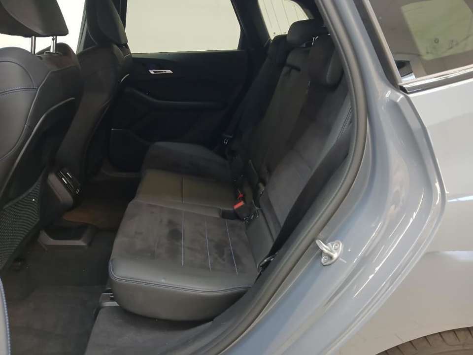 BMW 218 - Imagem 11