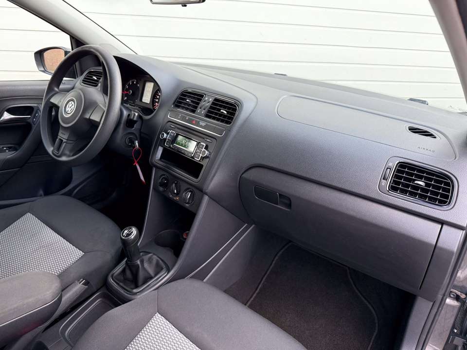 Volkswagen Polo - Imagem 17