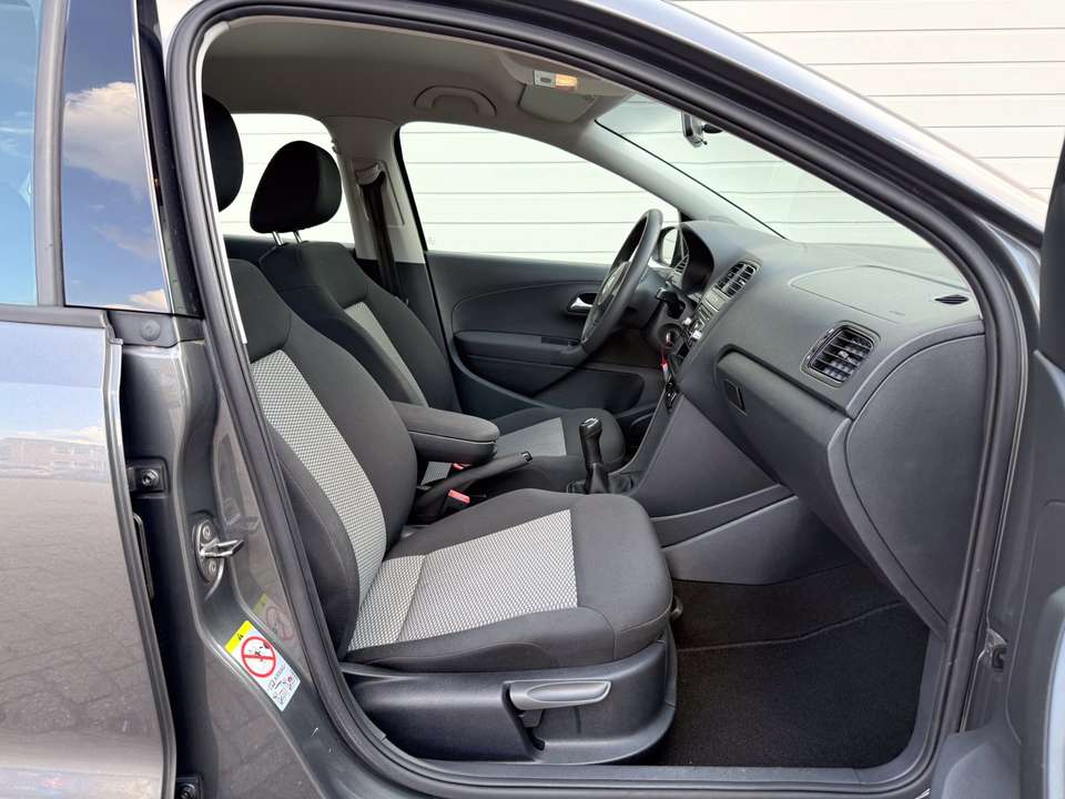 Volkswagen Polo - Imagem 18