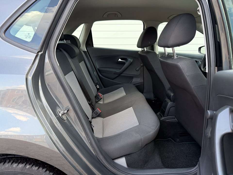 Volkswagen Polo - Imagem 19