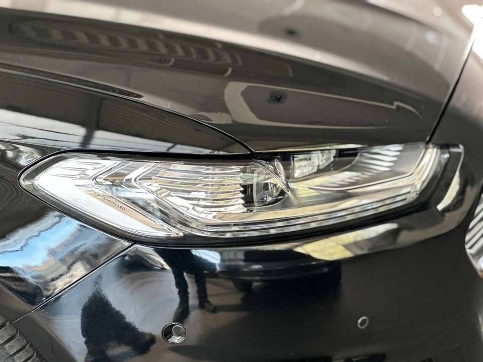 Ford Mondeo - Imagem 12