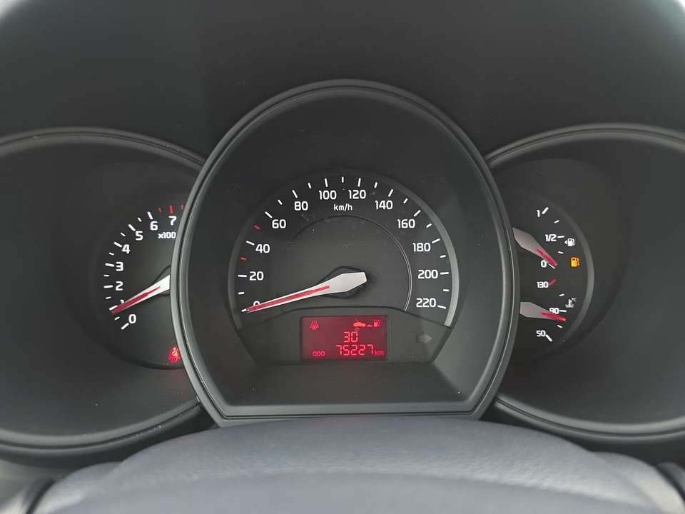 Kia Rio - Imagem 11