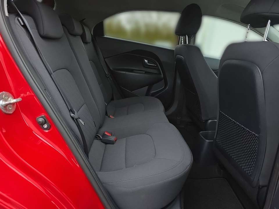 Kia Rio - Imagem 13