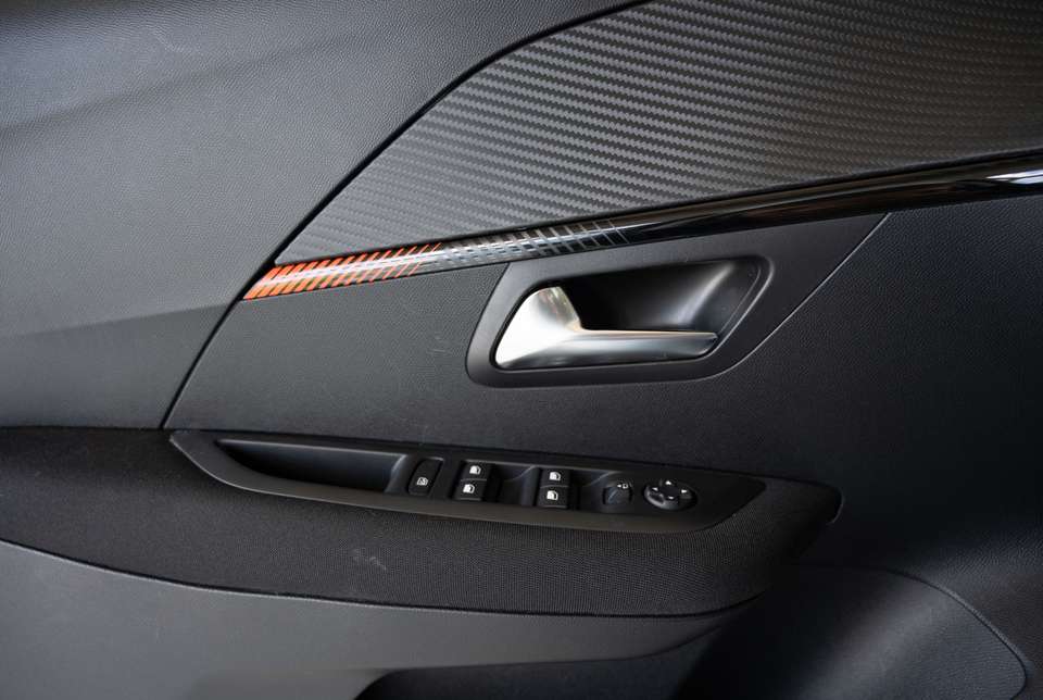 Peugeot 208 - Imagem 12