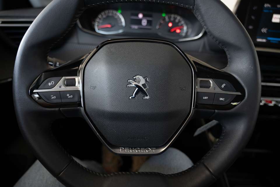Peugeot 208 - Imagem 13