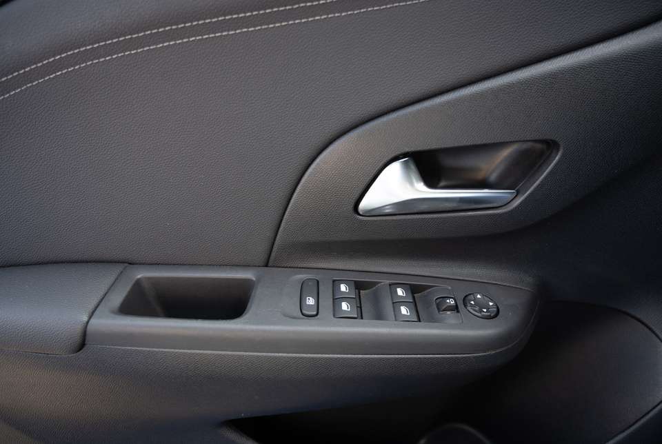 Opel Corsa - Imagem 13