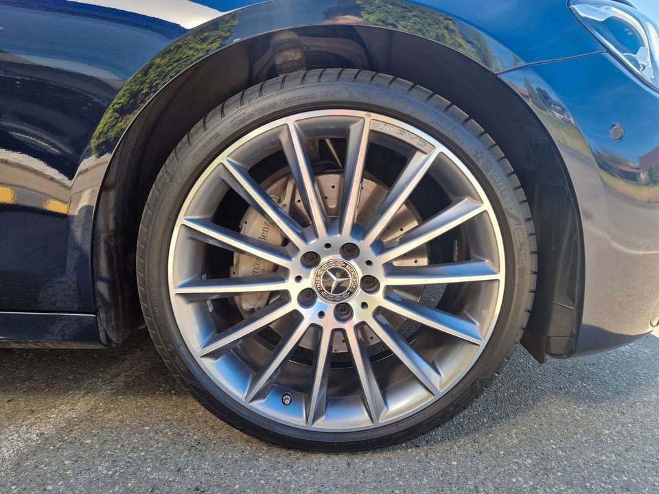 Mercedes-Benz E 300 - Imagem 7
