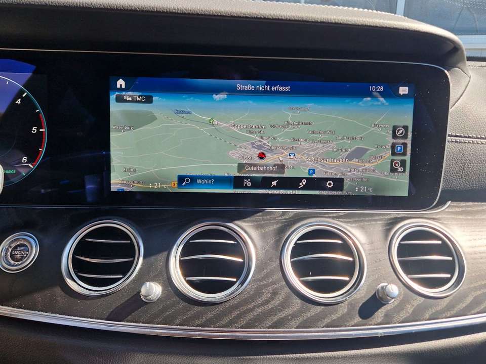 Mercedes-Benz E 300 - Imagem 12