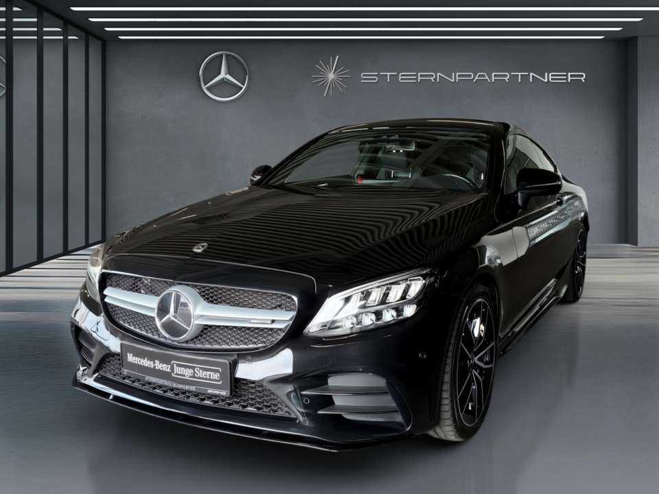 Mercedes-Benz C 43 AMG - Imagem 1