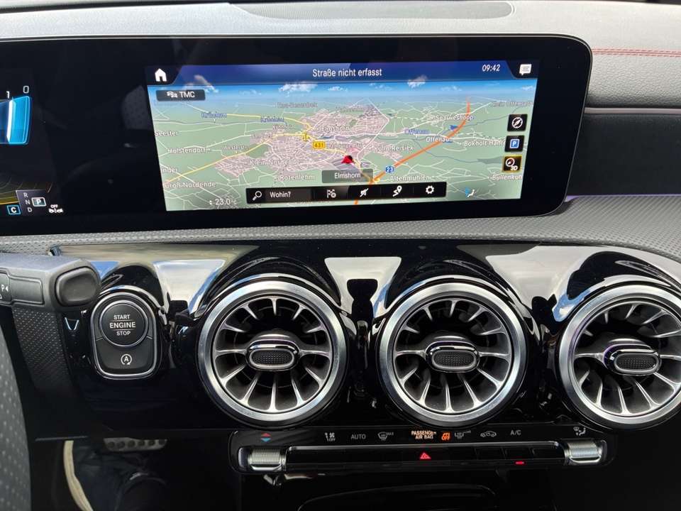 Mercedes-Benz CLA 45 AMG - Imagem 6