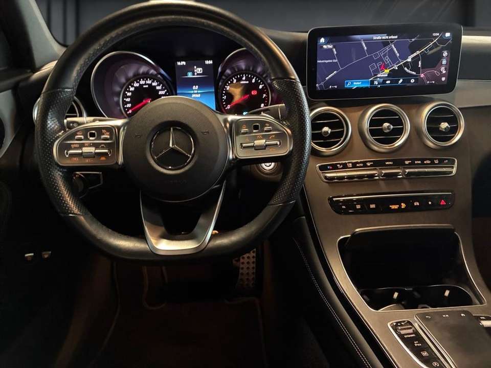 Mercedes-Benz GLC 300 - Imagem 9