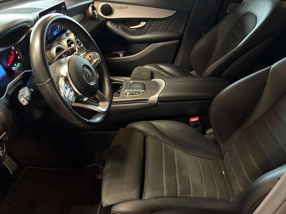 Mercedes-Benz GLC 300 - Imagem 16