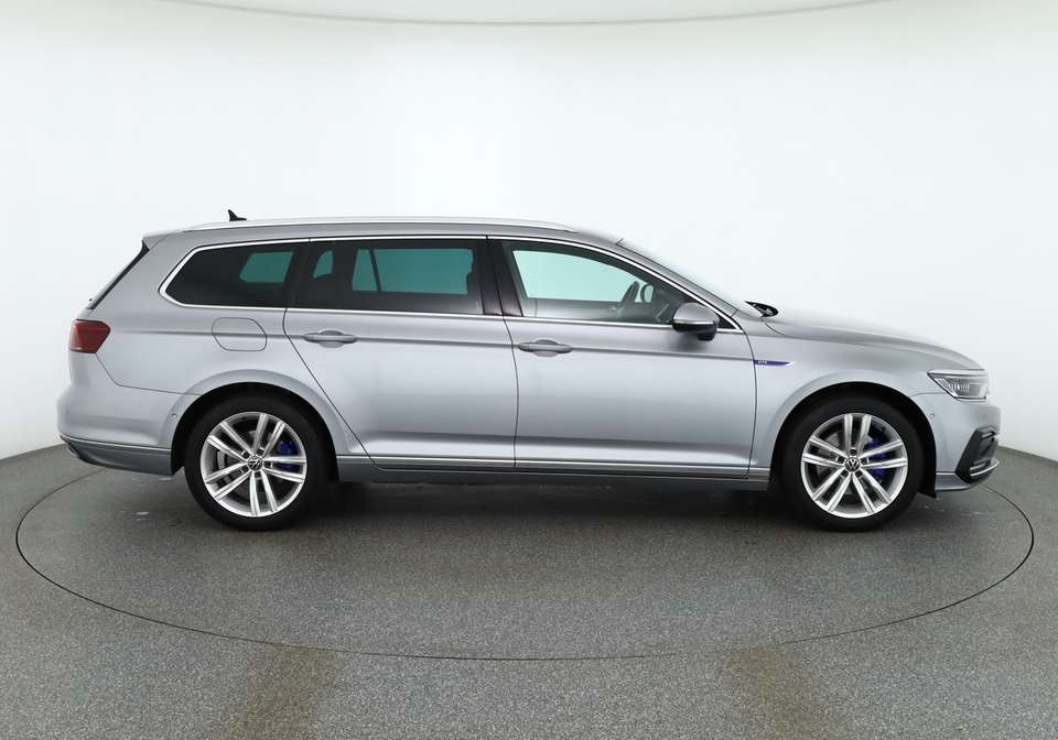Volkswagen Passat Variant - Imagem 6